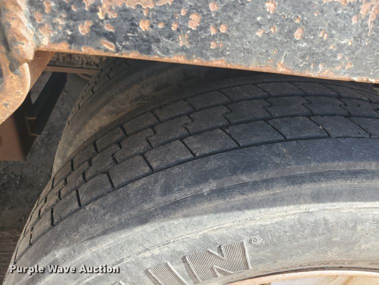 image for item DG8276 2007 Doonan 532DD12RC drop deck equipment trailer