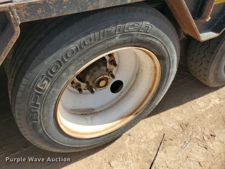 image for item DG8276 2007 Doonan 532DD12RC drop deck equipment trailer