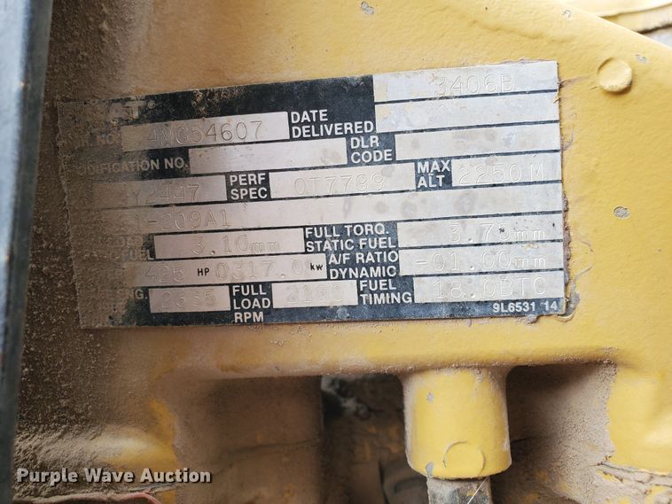 image for item DG8278 1989 Peterbilt 379  semi truck