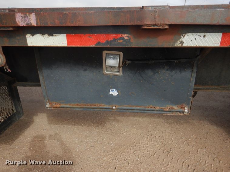 image for item DG8279 1994 Fontaine FTW-5-8048WSAW flatbed trailer
