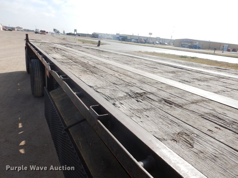 image for item DG8279 1994 Fontaine FTW-5-8048WSAW flatbed trailer