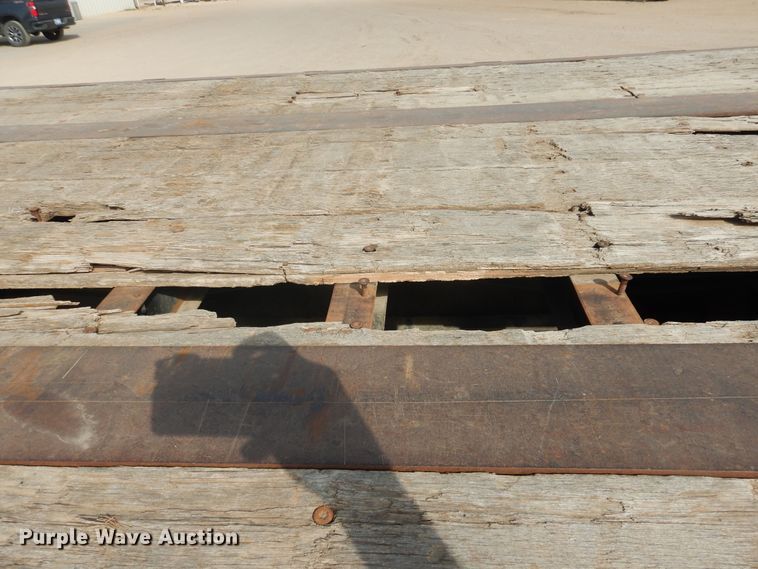 image for item DG8279 1994 Fontaine FTW-5-8048WSAW flatbed trailer