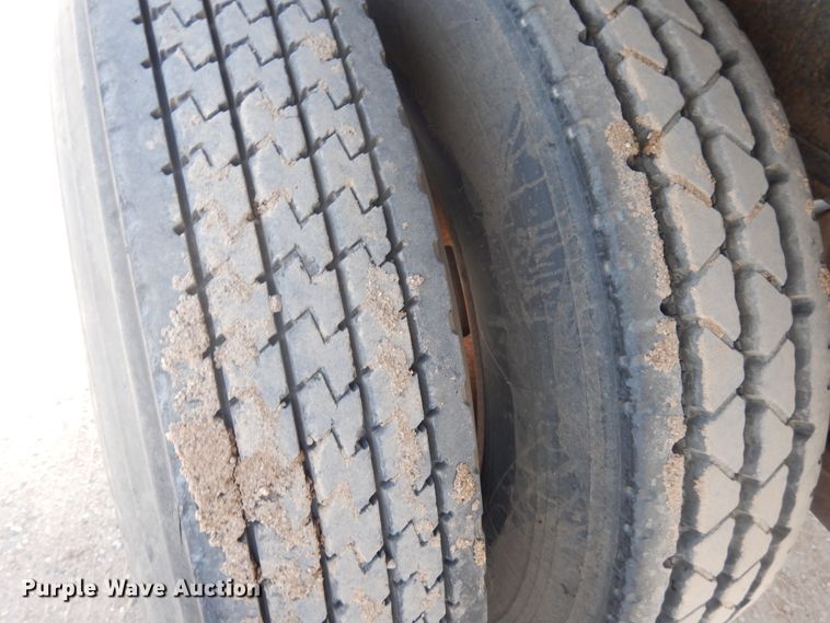 image for item DG8279 1994 Fontaine FTW-5-8048WSAW flatbed trailer