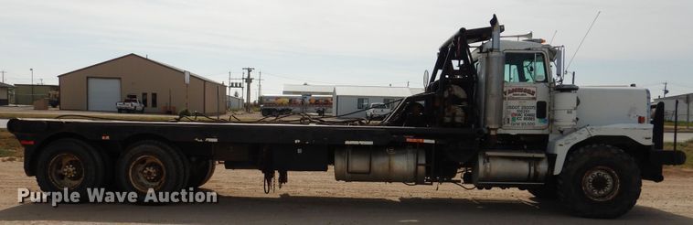 image for item DG8280 1980 Kenworth C500  winch truck