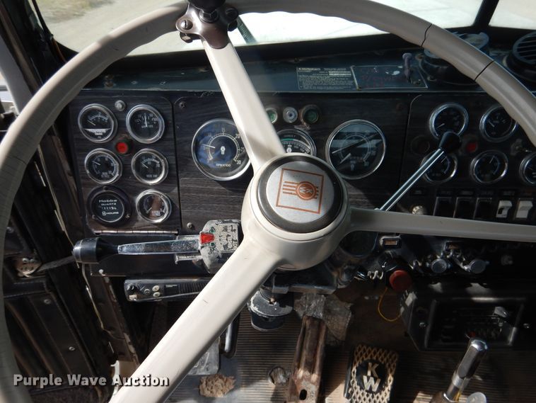 image for item DG8280 1980 Kenworth C500  winch truck