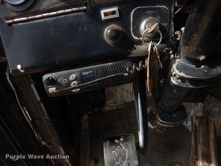 image for item DG8280 1980 Kenworth C500  winch truck