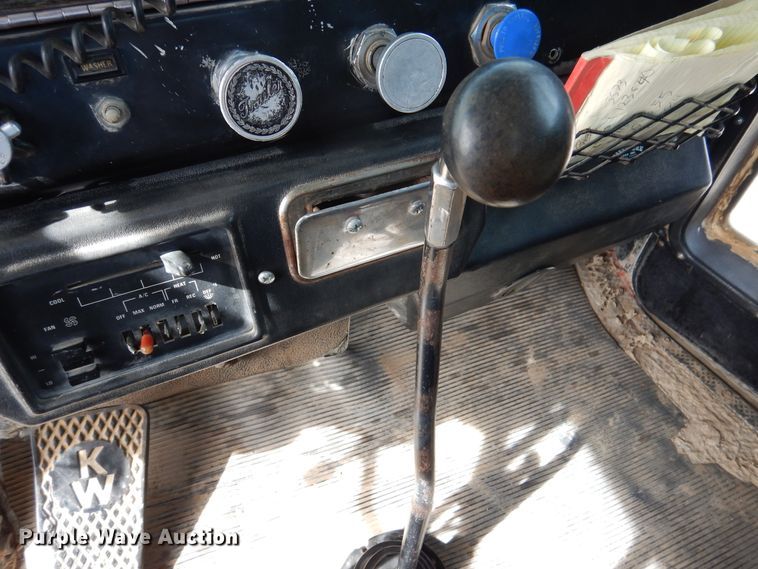 image for item DG8280 1980 Kenworth C500  winch truck