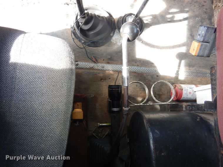 image for item DG8280 1980 Kenworth C500  winch truck