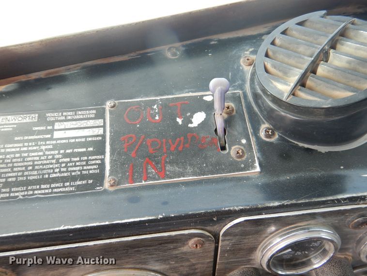 image for item DG8280 1980 Kenworth C500  winch truck