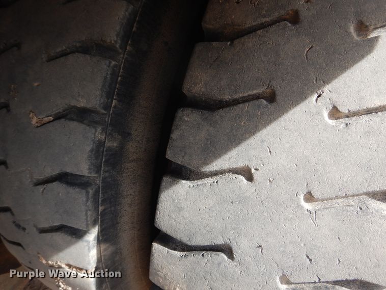 image for item DG8280 1980 Kenworth C500  winch truck