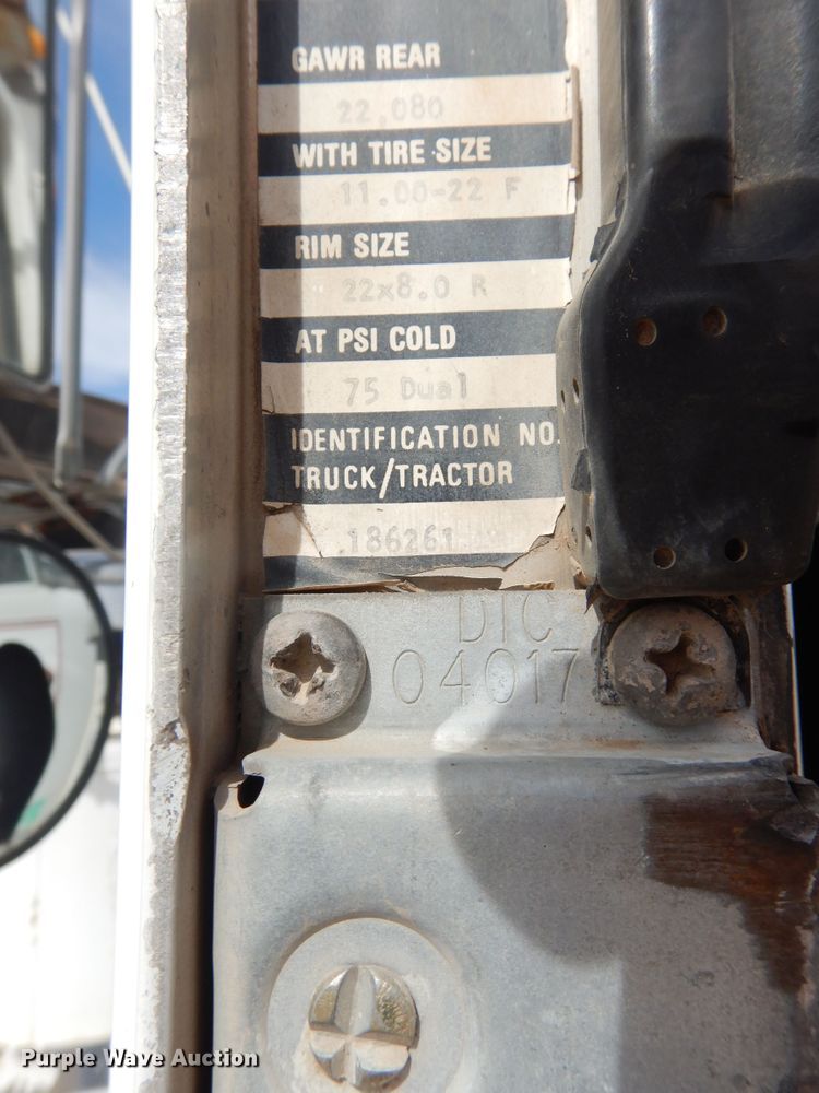 image for item DG8280 1980 Kenworth C500  winch truck