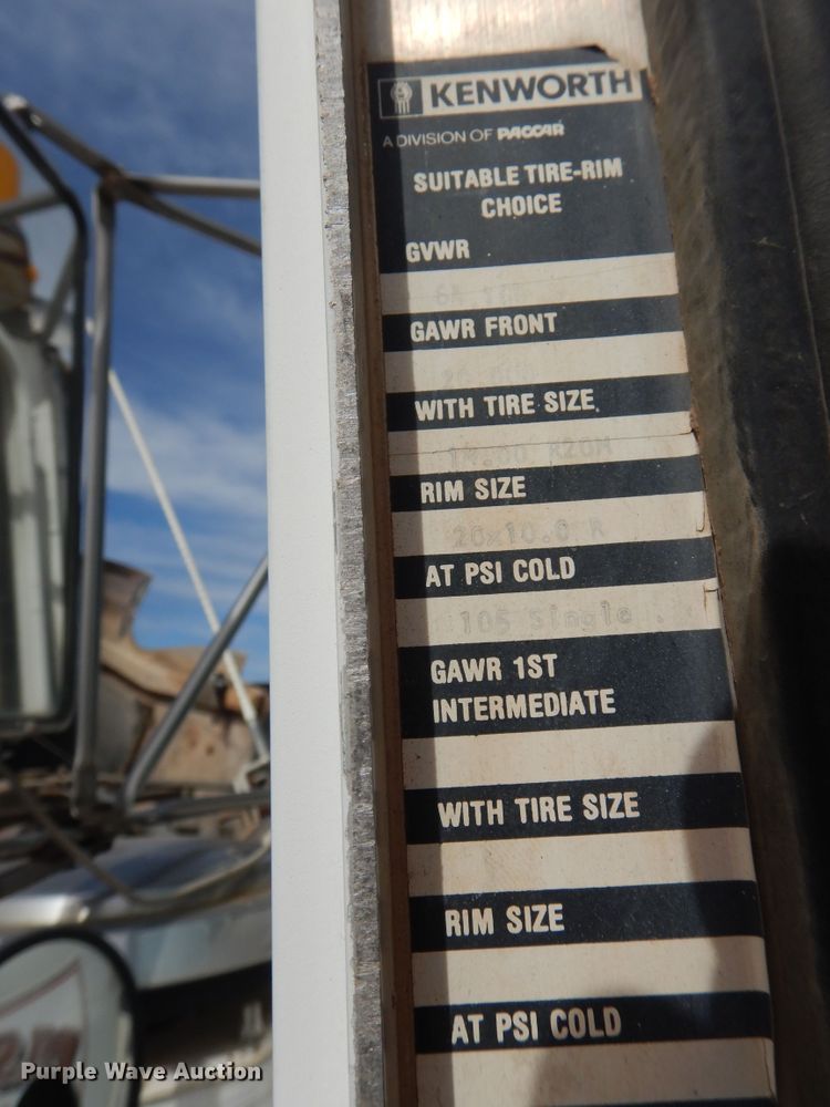 image for item DG8280 1980 Kenworth C500  winch truck