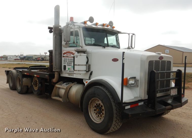 image for item DG8282 2008 Peterbilt 367  winch truck