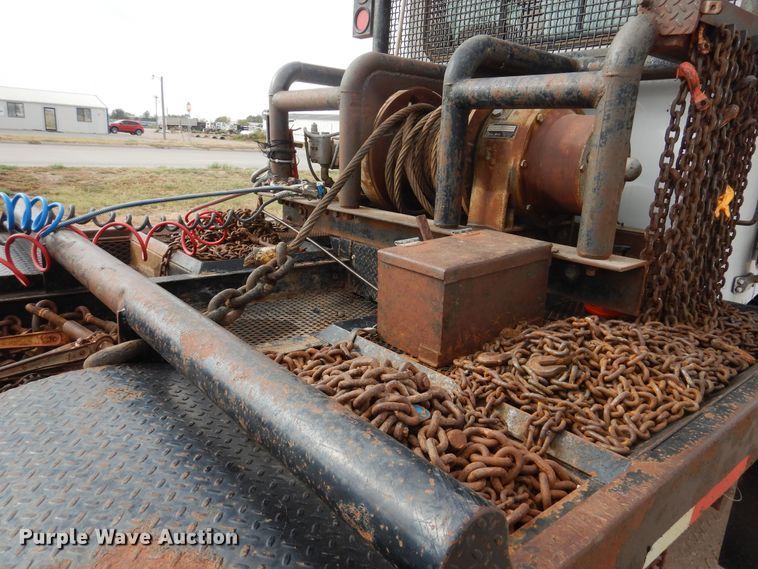 image for item DG8282 2008 Peterbilt 367  winch truck