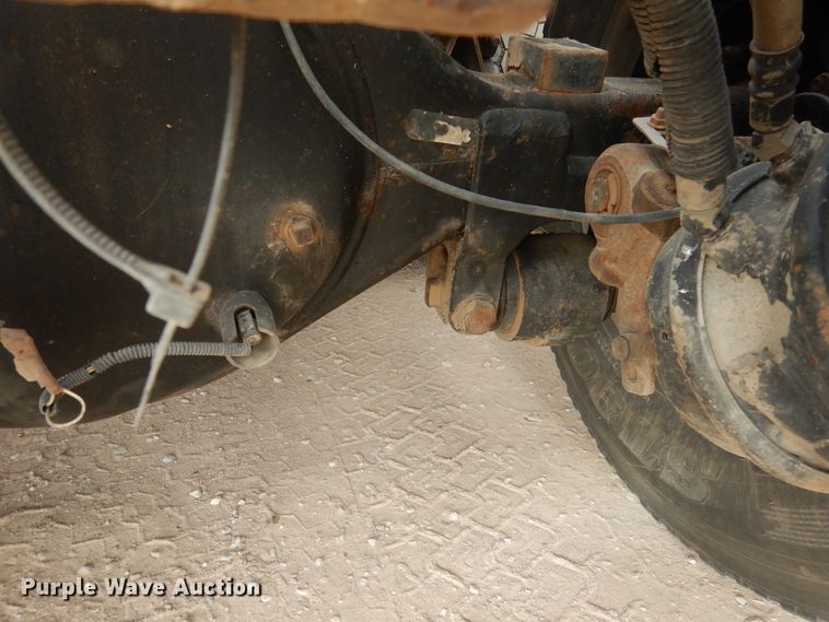 image for item DG8282 2008 Peterbilt 367  winch truck