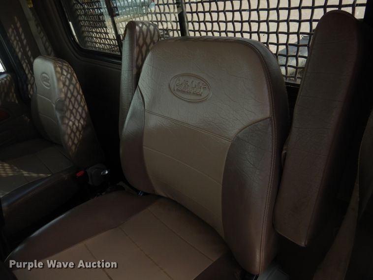 image for item DG8282 2008 Peterbilt 367  winch truck