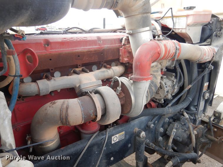 image for item DG8282 2008 Peterbilt 367  winch truck