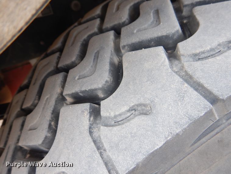 image for item DG8282 2008 Peterbilt 367  winch truck