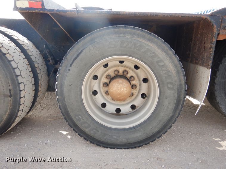 image for item DG8282 2008 Peterbilt 367  winch truck