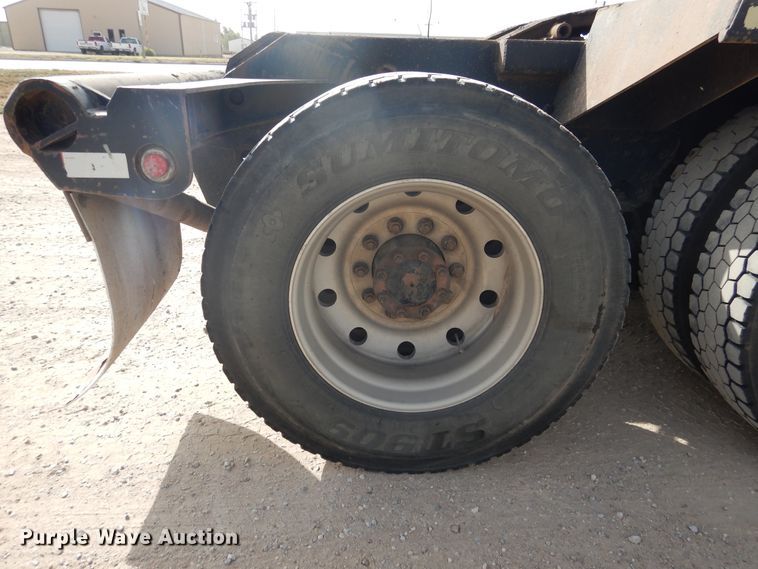 image for item DG8282 2008 Peterbilt 367  winch truck