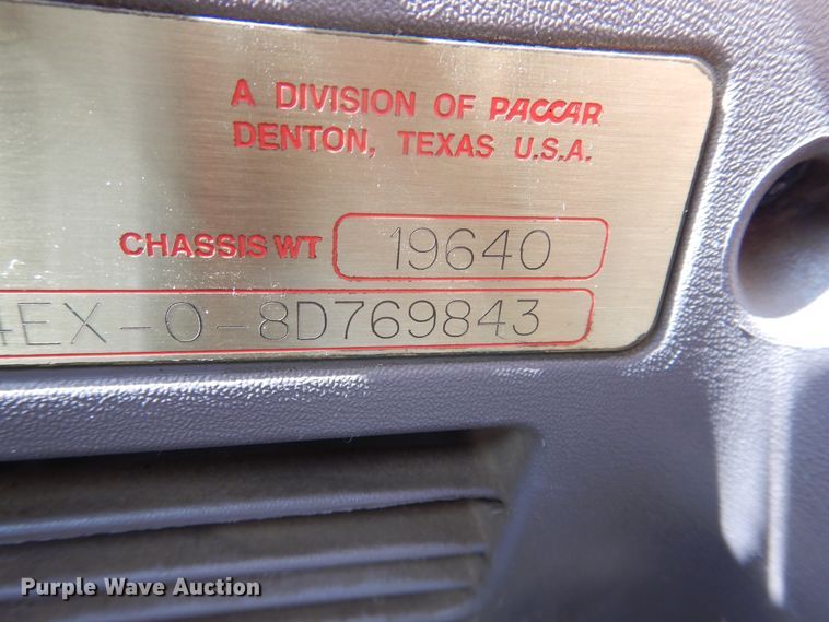 image for item DG8282 2008 Peterbilt 367  winch truck