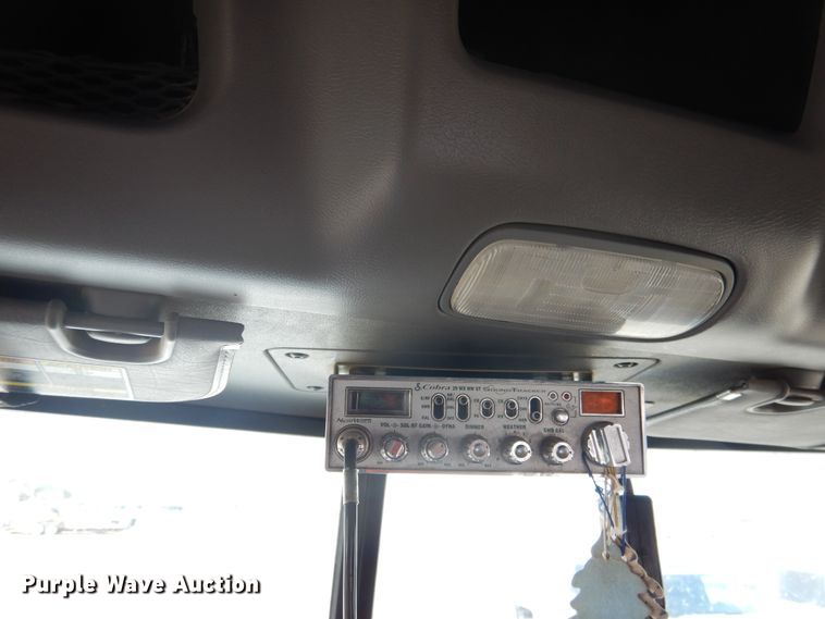 image for item DG8283 2013 Peterbilt 388  winch truck