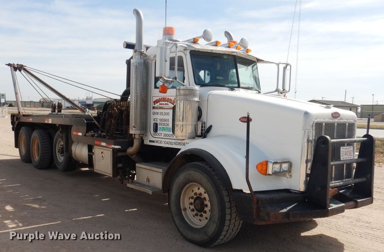 image for item DG8284 2006 Peterbilt 357  winch truck