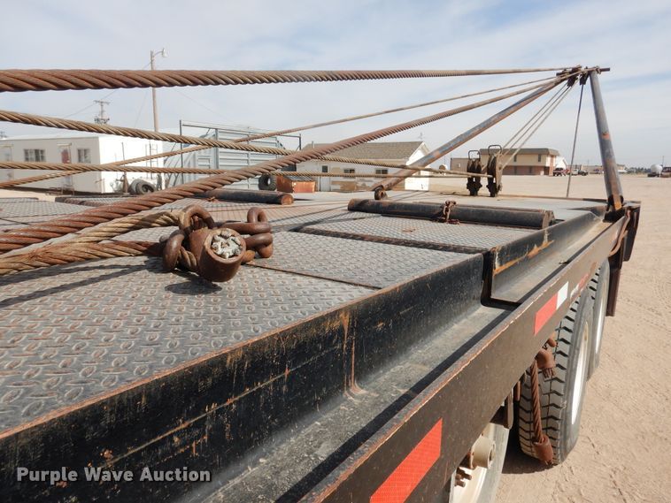 image for item DG8284 2006 Peterbilt 357  winch truck