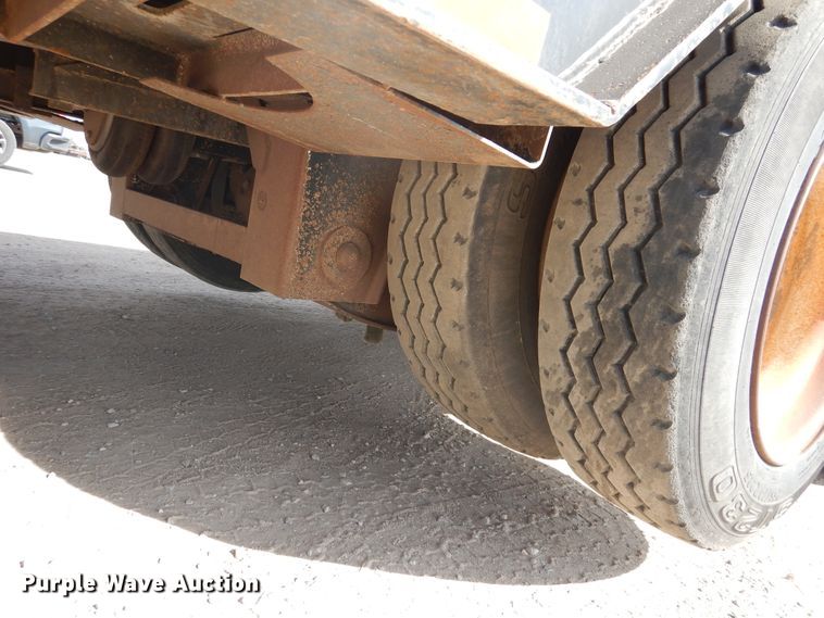 image for item DG8285 2013 Doonan oilfield trailer