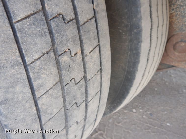 image for item DG8285 2013 Doonan oilfield trailer