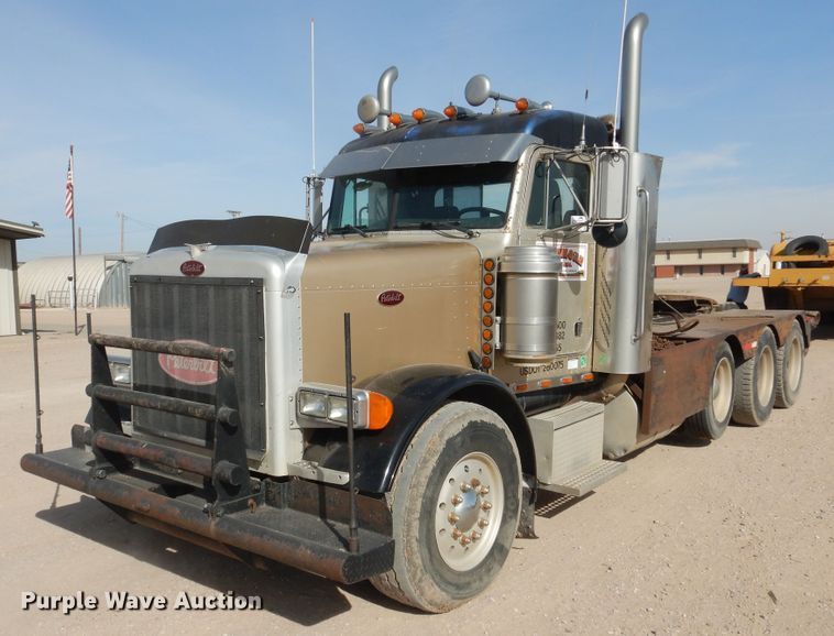 image for item DG8286 1999 Peterbilt 379  winch truck