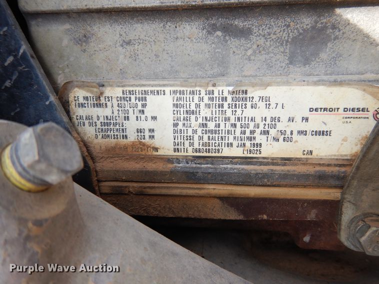 image for item DG8286 1999 Peterbilt 379  winch truck