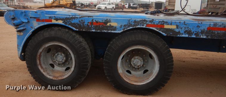 image for item DG8287 1968 Autocar winch truck