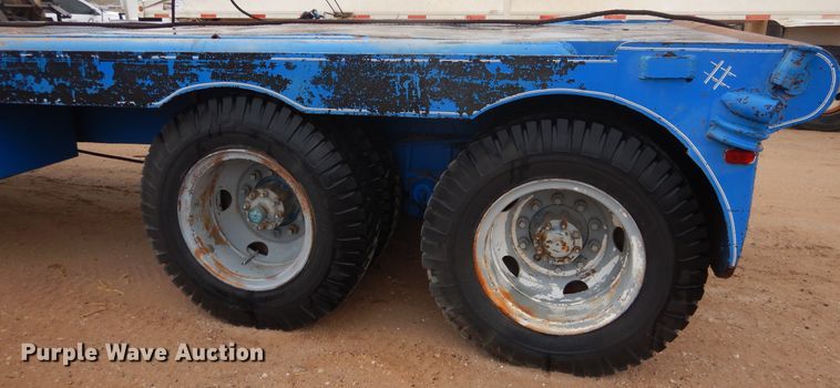 image for item DG8287 1968 Autocar winch truck