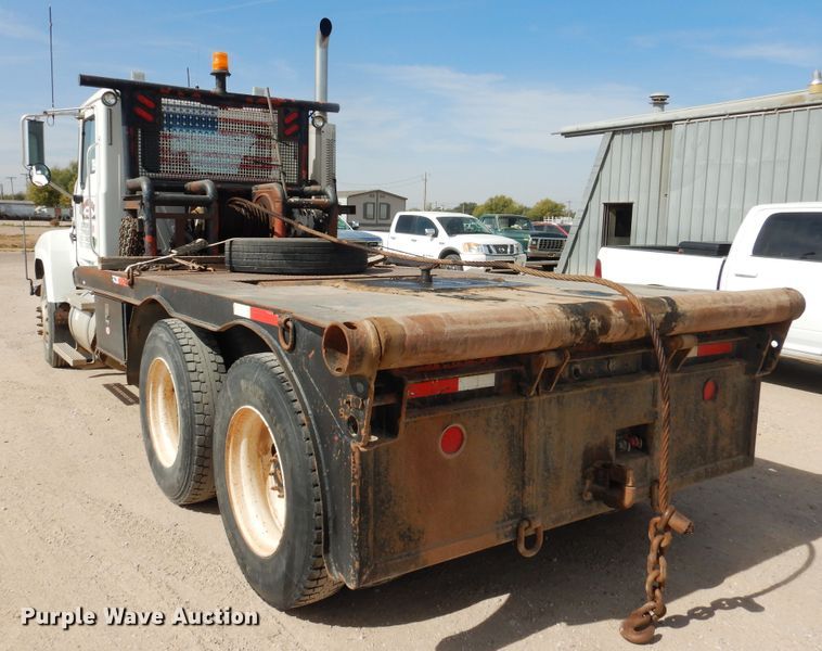 image for item DG8289 2006 Mack CH  winch truck