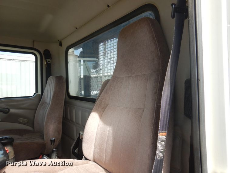 image for item DG8289 2006 Mack CH  winch truck