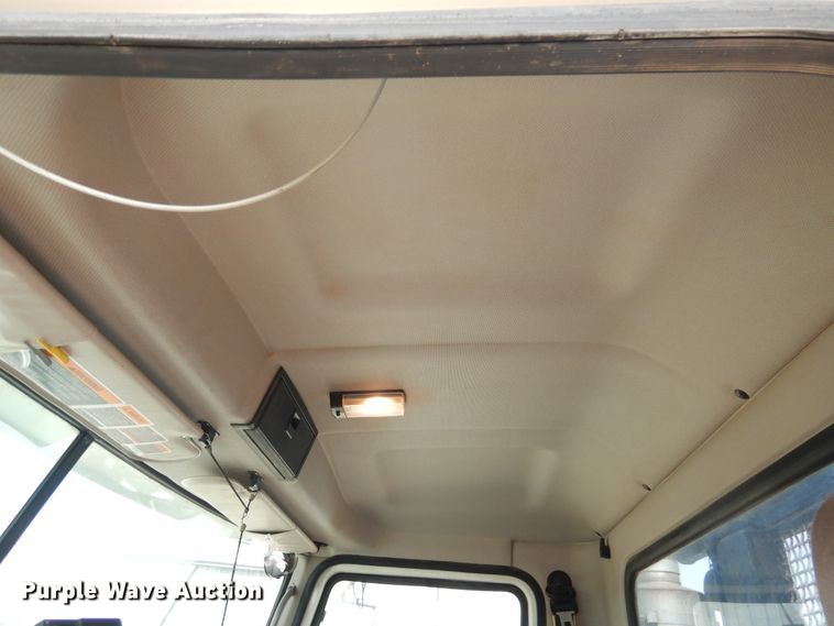 image for item DG8289 2006 Mack CH  winch truck