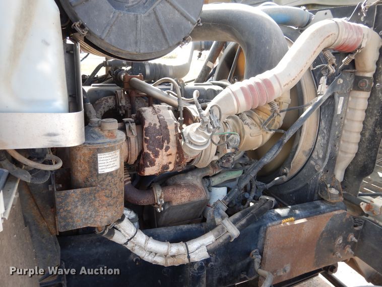 image for item DG8289 2006 Mack CH  winch truck