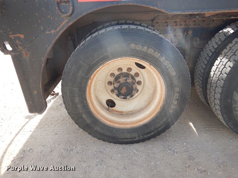 image for item DG8289 2006 Mack CH  winch truck