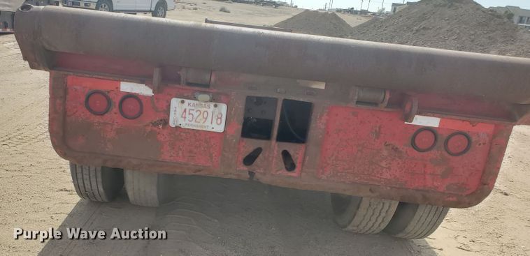 image for item DG8290 1981 Atoka 40D0L oilfield trailer