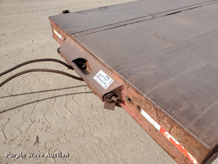 image for item DG8290 1981 Atoka 40D0L oilfield trailer