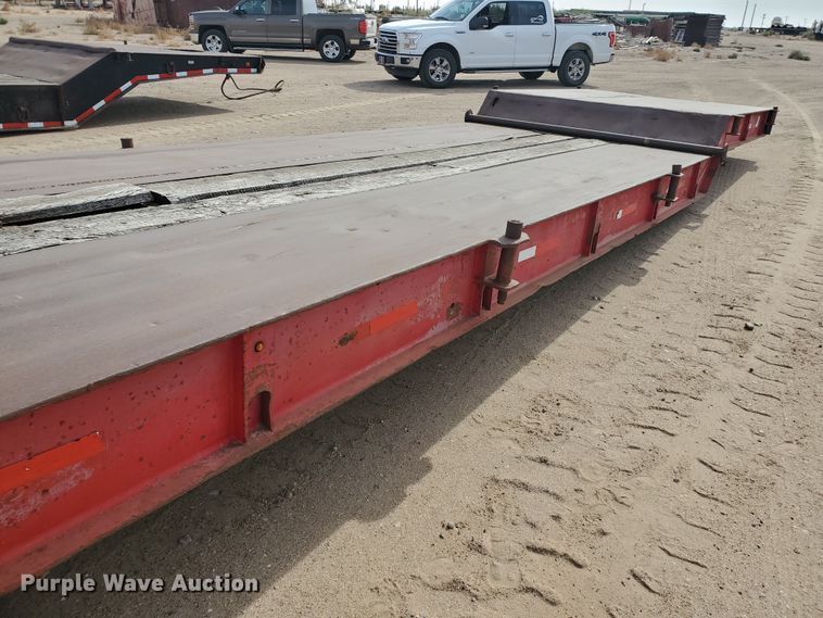 image for item DG8290 1981 Atoka 40D0L oilfield trailer