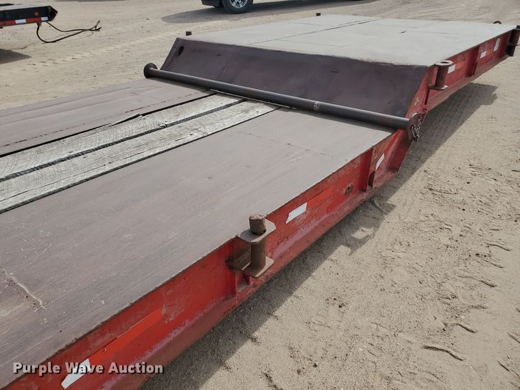 image for item DG8290 1981 Atoka 40D0L oilfield trailer