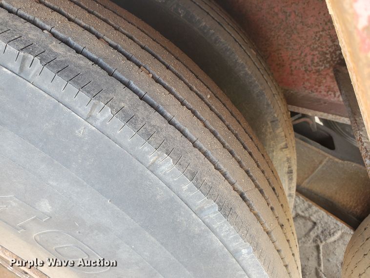 image for item DG8290 1981 Atoka 40D0L oilfield trailer