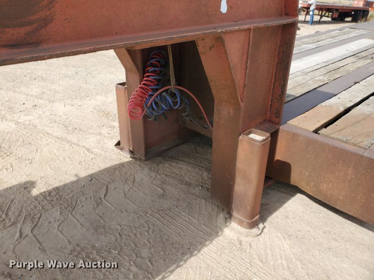 image for item DG8291 1984 Atoka 320FL50 oilfield trailer