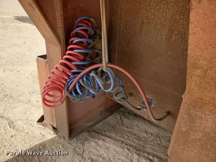 image for item DG8291 1984 Atoka 320FL50 oilfield trailer