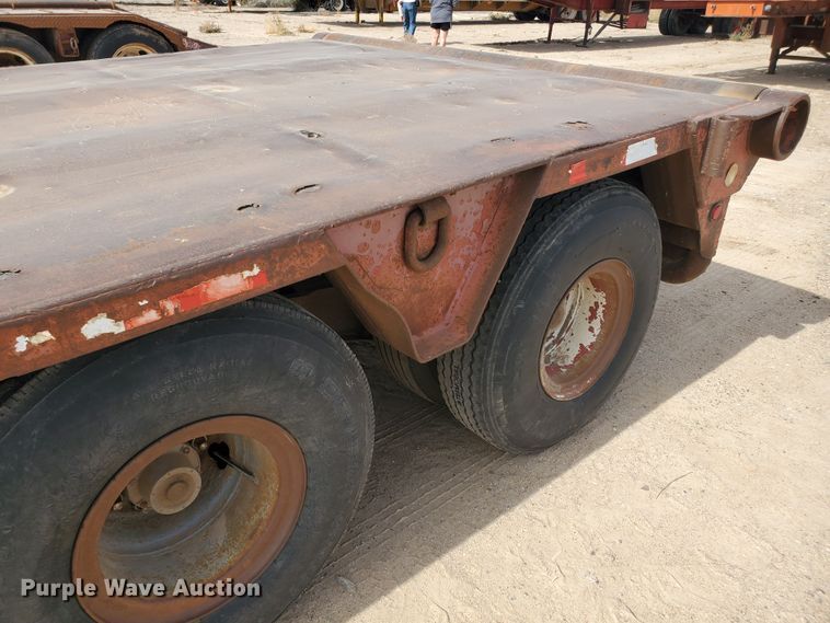 image for item DG8291 1984 Atoka 320FL50 oilfield trailer