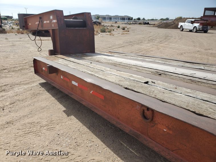 image for item DG8291 1984 Atoka 320FL50 oilfield trailer