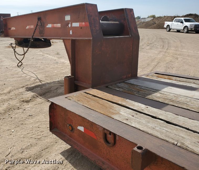 image for item DG8291 1984 Atoka 320FL50 oilfield trailer