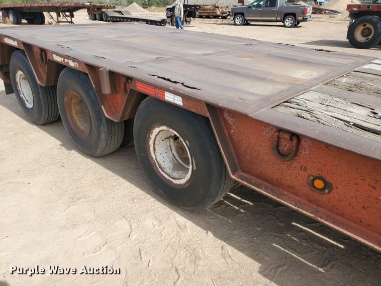 image for item DG8291 1984 Atoka 320FL50 oilfield trailer